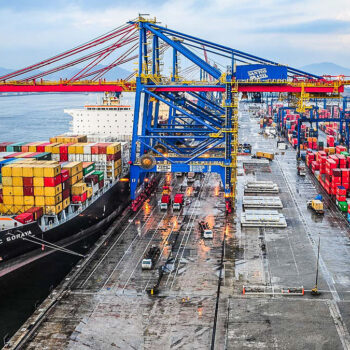 Empresas-no-Porto-de-Santos-comecam-a-contratar-profissionais-de-varias-areas-36c2435a